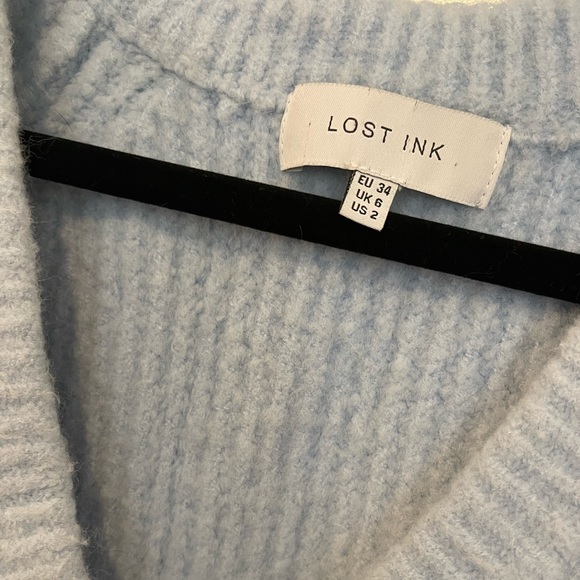 Lost Ink cozy Color Block VNeck sweater - Picture 2 of 5